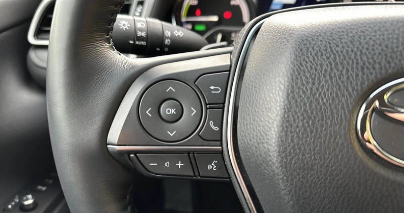 Toyota Camry cena 191900 przebieg: 11805, rok produkcji 2022 z Wilamowice małe 497
